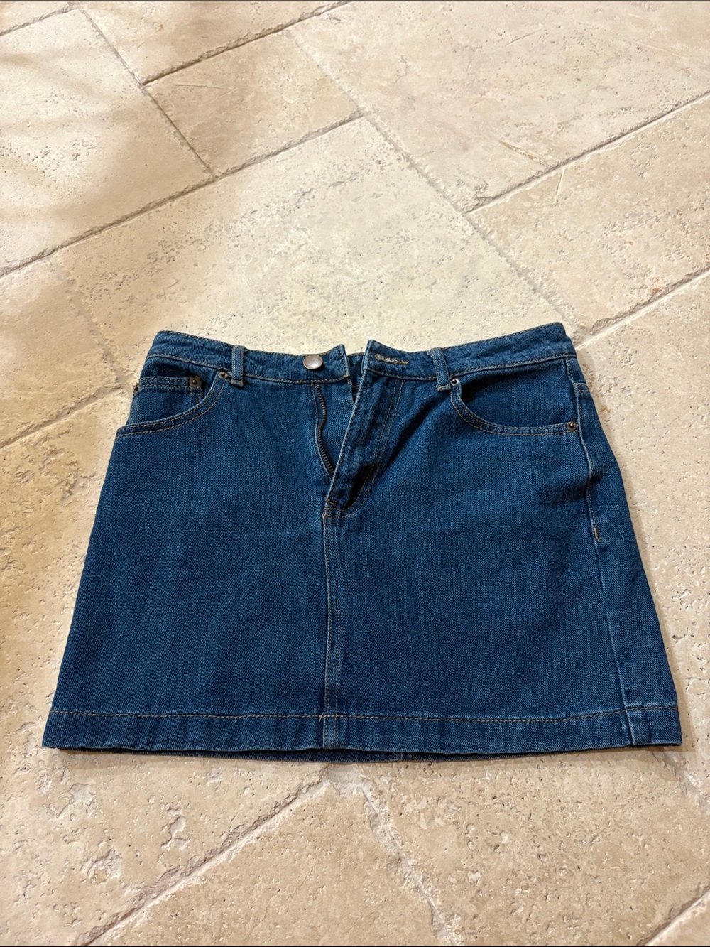 Forever 21 Classic Dark Blue Denim Mini Skirt - Women